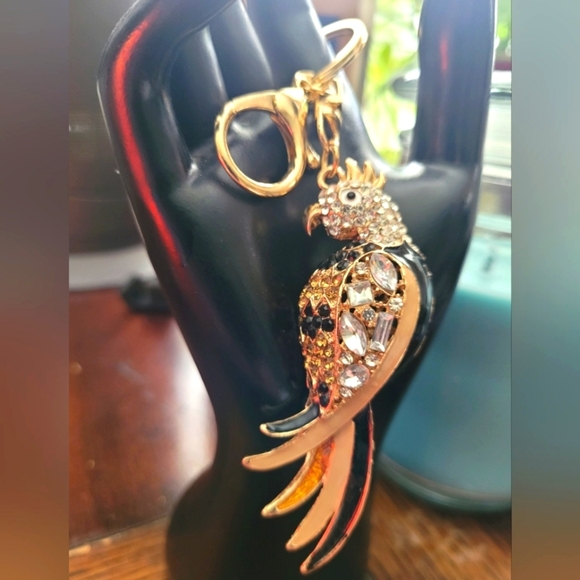 Elegant Gold and Black Parrot Bag Charm - Picture 2 of 4